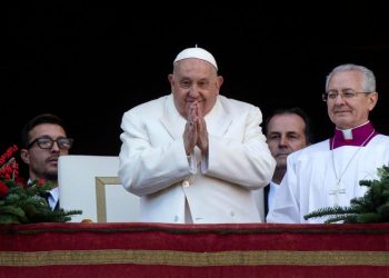 Papa Francisco se mantiene “estable” y sin nuevas crisis respiratorias