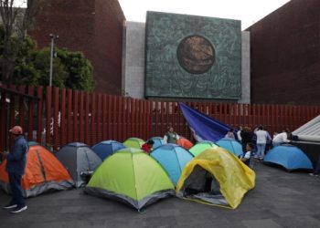 «CNTE anuncia paro nacional contra reforma a la Ley del ISSSTE»