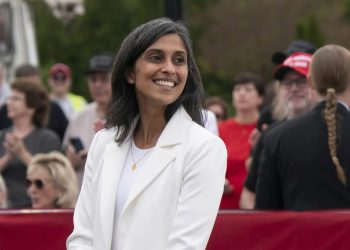 Primera ministra danesa califica de “presión inaceptable” la visita de Usha Vance a Groenlandia