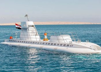 Se hunde submarino con turistas a bordo en Egipto; mueren seis personas