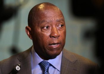 Sylvester Turner muere a los 70 años poco después de asumir su cargo