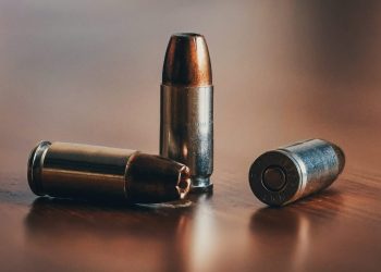 Tres muertos y 14 heridos en un tiroteo en un parque de Nuevo México