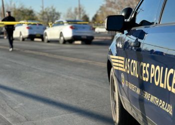 Tres muertos y 15 heridos tras tiroteo en un parque de Nuevo México