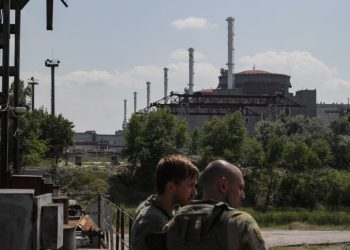 Ucrania y Rusia mantienen sus ataques mientras se perfilan detalles de tregua parcial