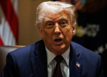 Un bufete de EE.UU. acuerda con Trump ofrecer 100 millones de dólares en servicios gratis