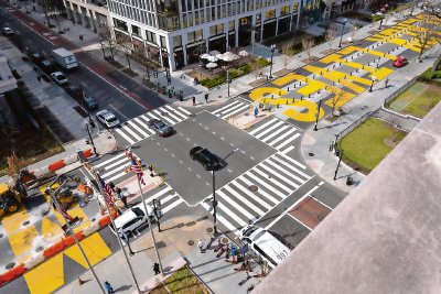 Vista panorámica de la plaza “Black Lives Matter” de Washington