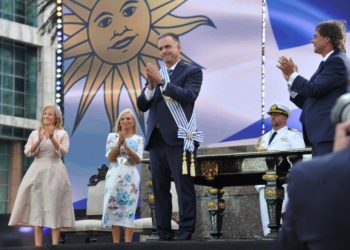 Yamandú Orsi asume como presidente de Uruguay