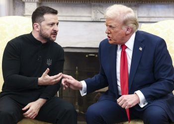 Zelenski confirma que hablará hoy con Trump sobre la tregua parcial aceptada por Rusia