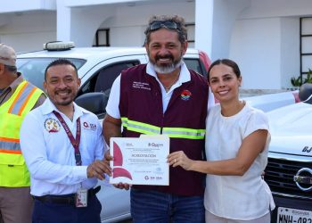 «Ana Paty Peralta certifica edificios municipales como libres de dengue»