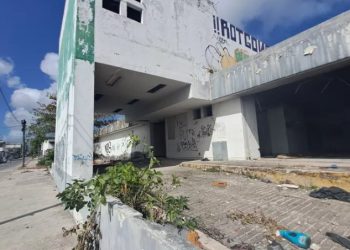 hospital general de cancun abandonado