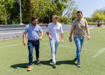 renovación unidad deportiva Tulum