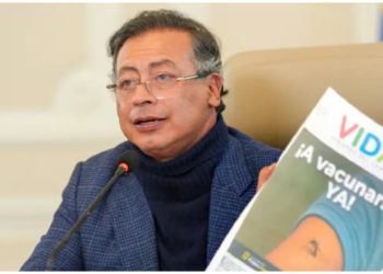 Critican a Petro por presunto uso de bótox en plena crisis de salud