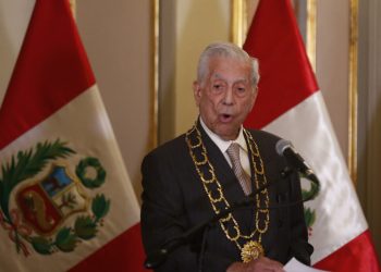 Del comunismo al neoliberalismo, la pasión política de Vargas Llosa