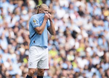 Erling Haaland del Manchester City se lesiona el tobillo
