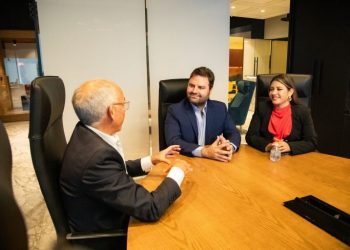 Estefanía Mercado impulsa alianzas estratégicas para diversificar la economía y fortalecer el turismo de Playa del Carmen