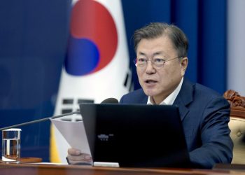 Imputan al expresidente surcoreano Moon Jae-in por presunto soborno