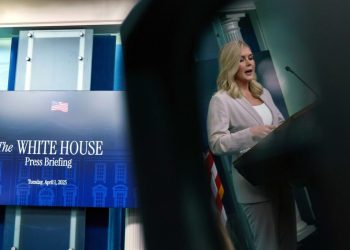 La Casa Blanca dice que Trump está “perfeccionando” el plan arancelario del 2 de abril