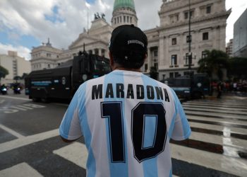 Maradona tenía pulmones, riñones, hígado y corazón dañados, según peritos de la autopsia