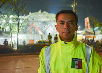 Rescatista mexicano afirma que aún es posible hallar sobrevivientes de terremoto en Bangkok