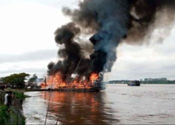 Se incendia un barco en el Congo con saldo de 50 muertos y más de 100 desaparecidos