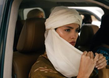 Tráiler de ‘La fuente de la juventud’ de Guy Ritchie con Eiza González y Natalie Portman