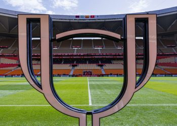 Tras declaraciones de árbitros, Real Madrid suspende actos oficiales previos a final de la Copa del Rey