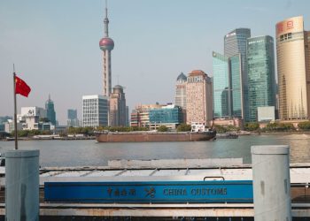 Trump eleva a 125% los aranceles a China “con efecto inmediato”