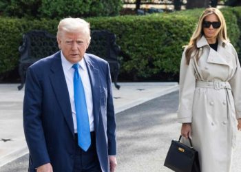 Trump llega a Roma para asistir al funeral del papa y verse con líderes extranjeros