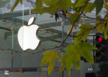 Trump pide a empresas de EE.UU. que regresen al país tras nuevos aranceles chinos