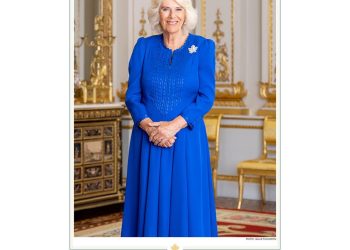 ROBO DEL BROCHE DE LA REINA ISABELA