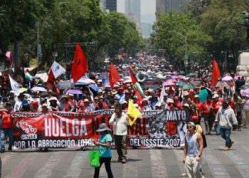 Aumento salarial a maestros: Sheinbaum reconoce que “ojalá pudiéramos dar más”