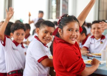 desayunador escolar Cancún