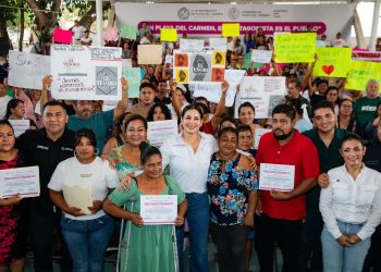 «Estefanía Mercado fortalece la unión ciudadana con 157 nuevos comités vecinales en Playa del Carmen»