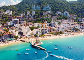 «Puerto Vallarta brilla como Top Destino México 2025»