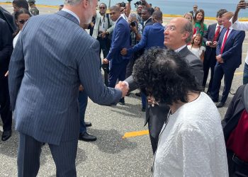 REY FELIPE VI Y EX PRESIDENTE CALDERON