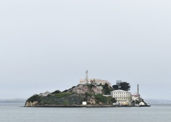 Alcatraz, entre la ruina y la polémica por la orden de Trump de reabrir la mítica prisión