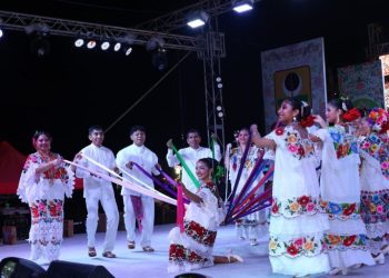 Artistas playenses presentes en la ExpoFeria Kantunilkín 2025