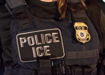 Autoridades de migración de EE.UU. detienen a más de 100 personas en Nashville, Tennessee