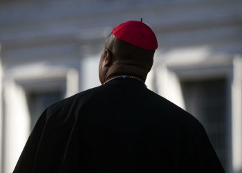 Cardenales siguen “escuchándose” antes de elegir al papa