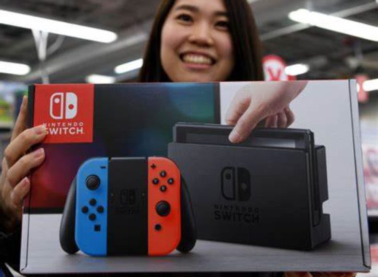 El precio de las consolas Xbox subió en varios mercados debido al aumento en los costos de desarrollo y las condiciones globales del mercado, según informó Microsoft. Nintendo también ajustará los precios de los accesorios de su Switch 2, mientras analiza el impacto comercial de los nuevos aranceles de Estados Unidos