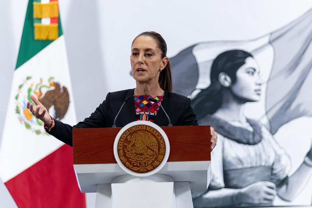 La presidenta Claudia Sheinbaum durante su conferencia matutina este 1 de mayo (Foto de El Universal)