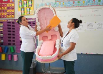 Continúan Brigadas de Salud de la Estrategia Nacional de Vida Saludable su labor en las escuelas primarias de Quintana Roo: SEQ