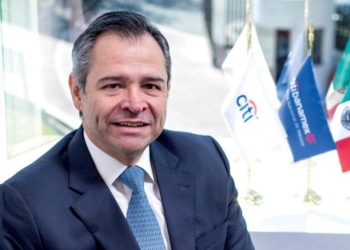 Descartan venta directa: Banamex cambia estrategia y gira a mercado bursátil