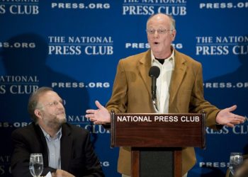 El cofundador de Ben & Jerry’s detenido por protestar contra guerra en Gaza en el Congreso