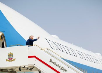 El Supremo mantiene veto que impide a Trump usar ley de guerra para deportar a venezolanos