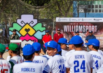 Estefanía Mercado abre las puertas de Playa del Carmen al torneo de béisbol juvenil más importante del país