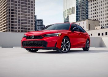 Honda enfrenta el efecto de tasas y retrasa planes