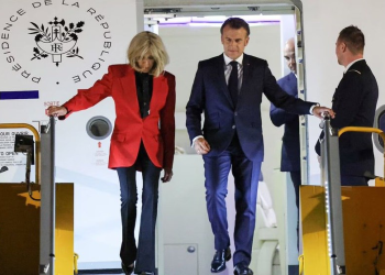 Macron desmiente polémica por supuesto incidente con su esposa