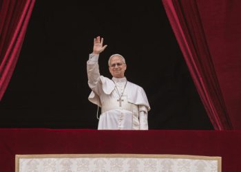 Las primeras novedades de León XIV: oraciones cantadas y latín para una nueva era