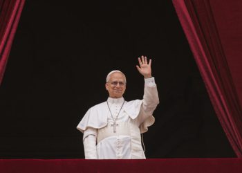 “¡Nunca más la guerra!” clama el papa León XIV